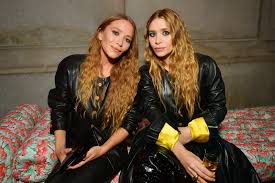 Лауреат премий teen choice award и young artist award. The Olsen Twins Only Use Two Products For Their Signature Tousled Waves Teen Vogue