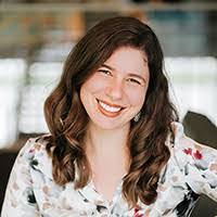 Tracy Adler's Instagram, Twitter & Facebook