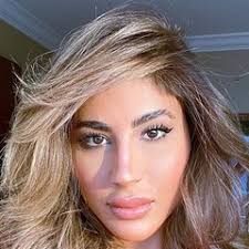 بیوگرافی Layla Abdullah