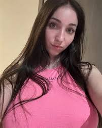 Grace smalls : escort in box hill