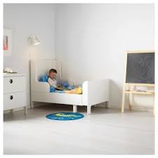 سرير الأطفال Ikea 82 صورة في سن المراهقة ونماذج من أجل 3 سنوات من العمر سرير علوي أبيض ولون مختلف Ikea الاستعراضات