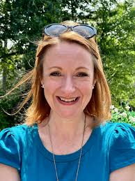 Jenny Petersen's Instagram, Twitter & Facebook