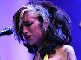 Download amy winehouse valerie free amy winehouse and dubai mp3. Amy Winehouse S Tragic Final Days As Every Man In Her Life Let Her Down Irish Mirror Online