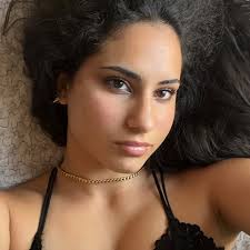 sara lorusso (@_saralorusso) • Threads, Say more