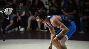 Wrestling finishes second at Missouri Valley Invite; Reed takes first at  heavyweight