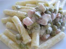 Pasta ( io ho usato i pennoni ) pancetta affumicata zucchine philadelphia olio evo sale procedimento: Pasta Philadelphia Pancetta E Piselli