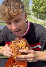 Disfruta de la Champions Burguer en Badalona!