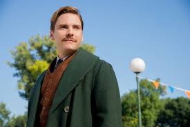 Daniel Brühl on Finding Fascination with His Nazi Character in 'The  Zookeeper's Wife'