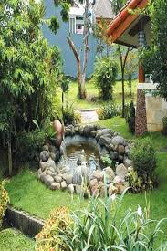 Posisinya berada di atas permukaan tanah sehingga terlihat seperti akuarium. Batu Kali Untuk Taman Jual Di Jakarta Bogor Depok Tangerang Bekasi Jual Batu Alam Murah Tangerang Dan Jakarta Batukoral Com