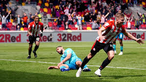 Brentford are now unbeaten in 17 league matches, but missed a chance to leapfrog swansea and climb into the automatic promotion places themselves. Championship Play Offs Brentford Come From Behind To Beat Bournemouth Swansea Hold On Against Barnsley