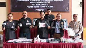 Modus Gila! Produksi Vape Narkotika di Apartemen Mewah, Polisi Temukan  Bukti Mengerikan - Tribratanews Polda Metro Jaya