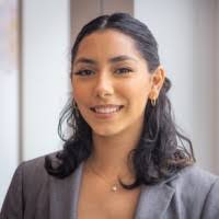 Leslie Molina's Instagram, Twitter & Facebook