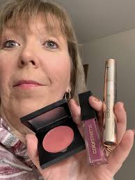 So Mani to Love and More with Linda