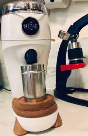 It's an electric blade grinder, meaning it operates somewhat like a. World S Best Home Grinder Brew Better Coffee On The Table Thetribune Gazette Com