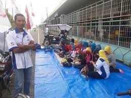 Lowongan kerja apa saja tanjung morawa/medan. Buruh Pt Glory Mas Indonesia Mogok Kerja Di Kim Star Tanjung Morawa Metro Online