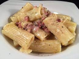 Jun 15, 2007 · stendere uno strato di prosciutto cotto sulla maionese e uno di speck sulla philadelphia. Rigatoni Cremosi Speck E Philadelphia Ricette Di Cucina Ricette Piatti Di Cucina