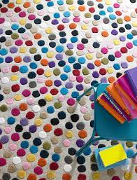 Lassen sie sich von unseren günstigen teppichen in aufregenden mustern und trendigen designs überzeugen! Teppich Mit Bunten Punkten Car Mobel