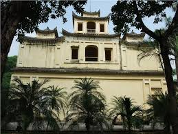 Also known as the hanoi citadel, many artefacts and items dating back to between the 6th and 20th. Imperial Citadel Of Thang Long