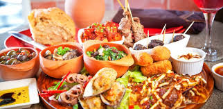 Visiter Malaga Top 15 Choses A Faire Et Voir Voyage Espagne 2020 Andalousie Idee Tapas Cuisine Espagnole Traditionnelle