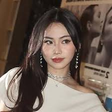 Top 70 Singapore Beauty Influencers in 2025