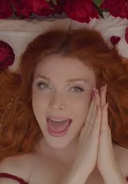 My new album Bed of Roses drops March 7th🌹 I told you I had gifts for you  this year, and I got more where this comes from. Link in bio to listen to  the title track & pre-save