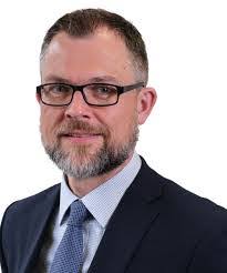 Melvin Crump's Instagram, Twitter & Facebook