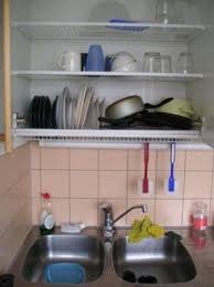 Le Placard Egouttoir Finlandais Helsinki Finlande Cuisine Modele Rangement Vaisselle Egouttoir Vaisselle