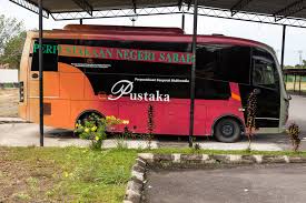 Pelbagai adat dan budaya yang dapat dipelajari daripada masyarakat pelbagai kaum ini, terutama dapat dilihat daripada tariannya. Datei Beaufort Sabah Sabahstatelibrarybeaufortbranch 05 Jpg Wikipedia