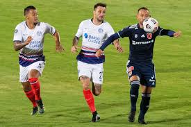 Universidad de chile hizo oficial este martes el fichaje del volante argentino nacionalizado paraguayo marcelo cañete, quien llega al cuadro laico desde marcelo cañete es el nuevo refuerzo del romántico viajero. Canete Tuvimos Tiempo Para Recuperarnos Y El Plantel Esta 100 Bien