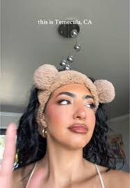 Debbie Crenshaw's Instagram, Twitter & Facebook