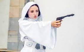 Barnes and noble and toys r us both have activities going on and your local libraries may as well! Prinzessin Leia Kostum Selber Machen Diy Ideen Maskerix De