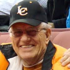 Robert Elling's Instagram, Twitter & Facebook