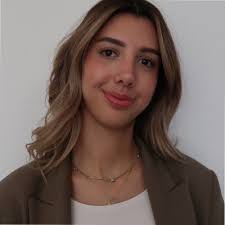 Schon als Kind war ich eine leidenschaftliche Organisatorin, sei es bei  Schulevents oder kreativen Geburtstagspartys.😅 Heute bin ich stolz darauf,  mein Organisationstalent zu nutzen, um strukturiert…