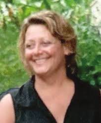 Angelique Fuentes's Instagram, Twitter & Facebook