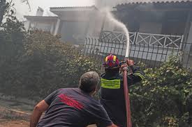 Φωτιά ξεσπάσε το πρωί της δευτέρας στη σταμάτα αττικής. Fwtia Sth Stamata Se Yfesh H Pyrkagia Diaspartes Mikroesties Epifylakh Gia Anazwpyrwseis