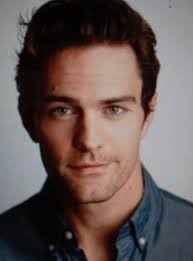 Is it the actor from "That Girl" in 1970?