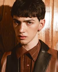 We are so happy to announce the new representation of this future star  @roman_santi_ago ready for placement and direct bookings! ‼️💥🇲🇽