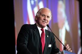 South Carolina Governor Signs Bill Banning Most Abortions Planned Parenthood Sues Ktla