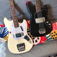 Pin Auf Fender Musicmaster Bass