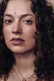 Lynnette Nolan's Instagram, Twitter & Facebook