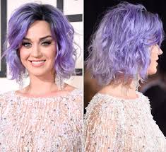 Katy Perry Rocks Purple Hair Long Lashes At 2015 Grammy Awards Katy Perry Purple Hair Purple Hair Light Purple Hair