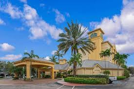 Now $75 (was $̶9̶9̶) on tripadvisor: La Quinta By Wyndham Miami Airport West Miami Aktualisierte Preise Fur 2021