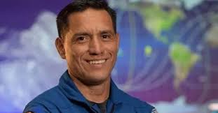 El Salvador congratulates Frank Rubio