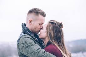 Lesen sie, wann es sinn macht, um seine liebe zu kämpfen und wie man eine trennung abwenden kann. Will Er Eine Beziehung 7 Klare Anzeichen Dass Er Eine Beziehung Will Liebeserfolg De