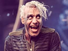 Živeće ovaj narod 😅 Rammstein: 20 minutes show delay Rammstein hard core  fans: IZAĐI MALA 💀 (Crazy admins of this page and some other local friends  singing serbian folk songs, for the