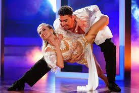 Parkett frei für die profitänzer der show! Let S Dance Am 27 6 2019 Profi Challenge Fakten Gewinner Songs Tanze