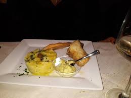 Ho scoperto questa ricetta per caso in uno dei tanti opuscoli che, andando al supermercato, finisci per ereditare nel fondo dei cestini della spesa. Brandacujun E Baccala Con Mayo Al Basilico Picture Of Dalla Padella Alla Brace Riva Ligure Tripadvisor