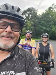 Wearing Shorts Correctly Reminder for Cyclists