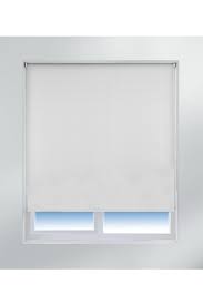 Öncelikle yükseğe çıkacağınız için emniyet önlemlerini almanız gerekmektedir. Stor Perde Olcu Alma