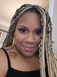 Selfie Sunday with my bb Demi Lovato 🖤